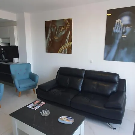Fabulous Seafront For 2 To 5 People Apartment *
