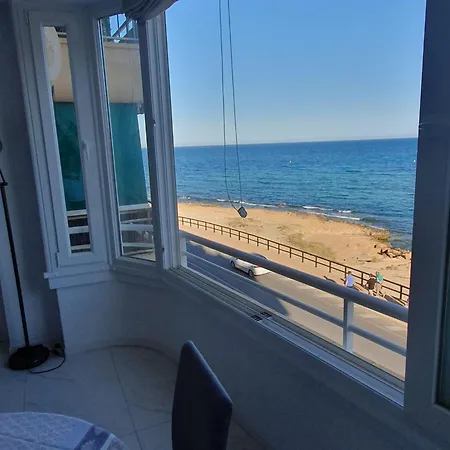 Fabulous Seafront For 2 To 5 People Torrevieja