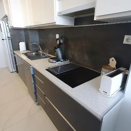 Apartment Fabulous Seafront For 2 To 5 People Torrevieja
