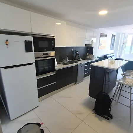 Apartment Fabulous Seafront For 2 To 5 People