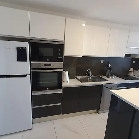 Apartment Fabulous Seafront For 2 To 5 People *