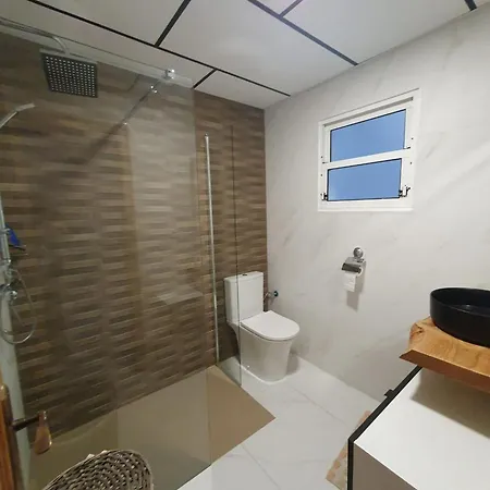 Apartment Fabulous Seafront For 2 To 5 People